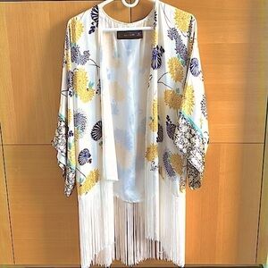 ZARA. Women’s Floral Fringed Open Kimono